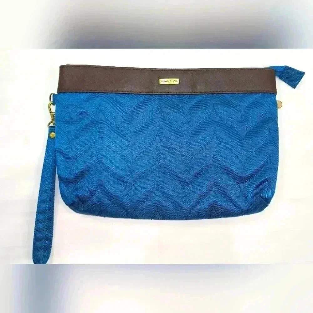 Travelon Blue Quilted Chevron RFID Blocking Wristlet Clutch Bag with LED Light